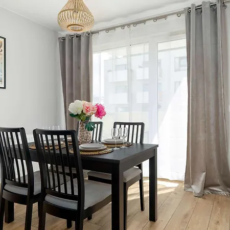 Unique With Balcony And Underground Parking By Renters * Wroclaw